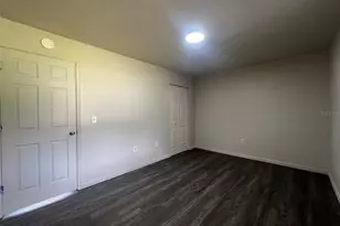 615 SW 3rd St, Gainesville, FL 32601 - Photo 12
