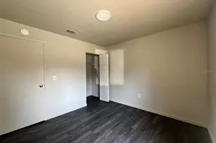 615 SW 3rd St, Gainesville, FL 32601 - Photo 14