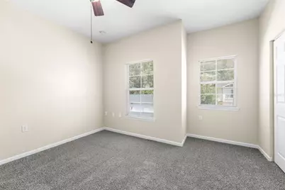 5007 NW 45th Road #103, Gainesville, FL 32606 - Photo 8