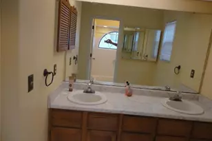 7823 SW 9th Pl, Gainesville, FL 32607 - Photo 10