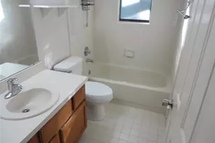 7823 SW 9th Pl, Gainesville, FL 32607 - Photo 14