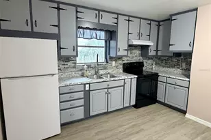 1025 NE 4th St, Chiefland, FL 32626 - Photo 6