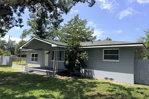1025 NE 4th St, Chiefland, FL 32626 - Photo 18