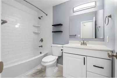 2138 NW 28th Place, Gainesville, FL 32605 - Photo 18