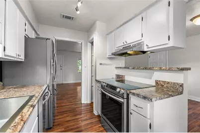2138 NW 28th Place, Gainesville, FL 32605 - Photo 10
