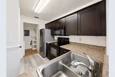 3705 SW 27th Street #921, Gainesville, FL 32608 - Photo 8