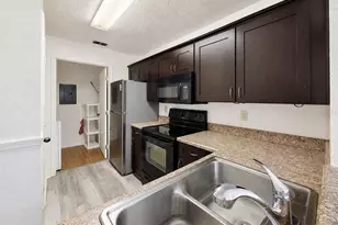 3705 SW 27th St, Gainesville, FL 32608 - Photo 8