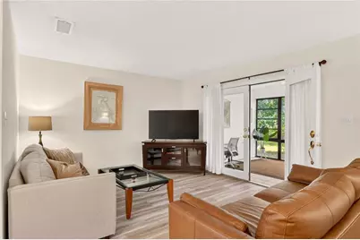 2842 SW 14th Drive #103, Gainesville, FL 32608 - Photo 2