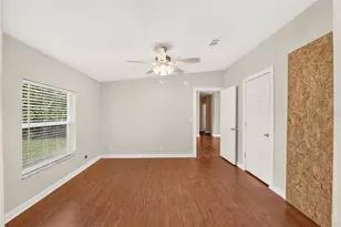 1827 SE 43rd Terrace, Gainesville, FL 32641 - Photo 16