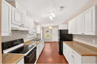 1827 SE 43rd Terrace, Gainesville, FL 32641 - Photo 10