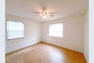 626 NW 31st Place, Gainesville, FL 32609 - Photo 8