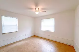 626 NW 31st Pl, Gainesville, FL 32609 - Photo 8