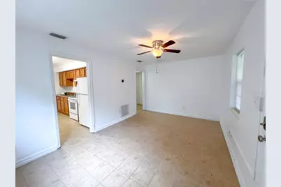 626 NW 31st Place, Gainesville, FL 32609 - Photo 4