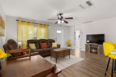 418 40th Avenue S, Saint Petersburg, FL 33705 - Photo 8