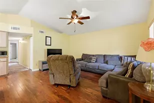 22507 NW 176th Pl, High Springs, FL 32643 - Photo 10