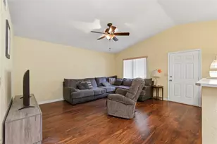 22507 NW 176th Pl, High Springs, FL 32643 - Photo 4