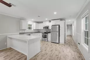 641 Marshburn Dr, Bronson, FL 32621 - Photo 6