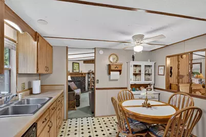304 Colgate Loop, Fort White, FL 32038 - Photo 16
