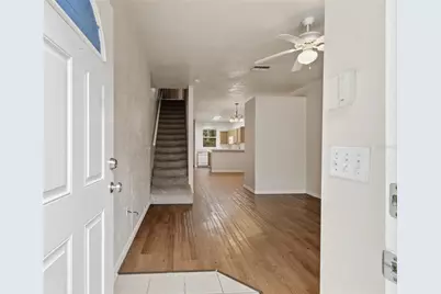 4415 SW 34th Street #309, Gainesville, FL 32608 - Photo 4
