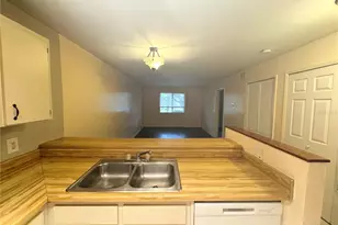 109 SE 16th Ave, Gainesville, FL 32601 - Photo 4