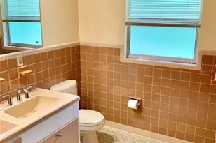 2238 NW 16th Ave, Gainesville, FL 32605 - Photo 26