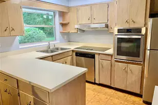 2238 NW 16th Ave, Gainesville, FL 32605 - Photo 6