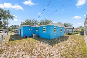1118 SE 19th St, Gainesville, FL 32641 - Photo 22