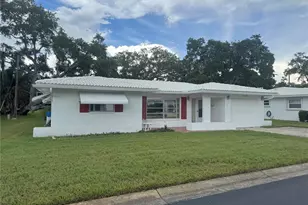 14245 93rd Ave, Seminole, FL 33776 - Photo 1