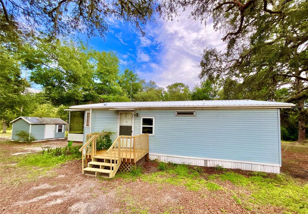 107 Crystal Lake Dr - 107 Crystal Lake Dr, Melrose, FL 32666 Luxury Property | Jose Angel Pina