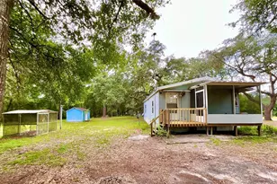 107 Crystal Lake Dr, Melrose, FL 32666 - Photo 24