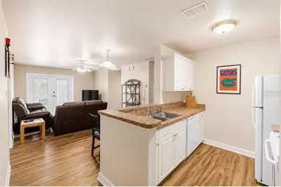 835 SW 9th Street #109, Gainesville, FL 32601 - Photo 4