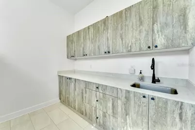 10468 SW 32nd Avenue, Gainesville, FL 32608 - Photo 20