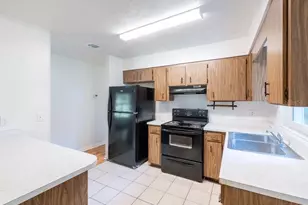 25351 SW 7th Ave, Newberry, FL 32669 - Photo 6
