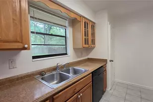 4319 NW 26th Dr, Gainesville, FL 32605 - Photo 4