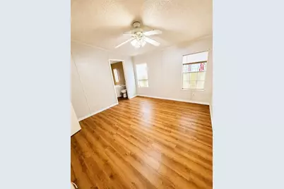 36910 Sunshine Road, Zephyrhills, FL 33541 - Photo 10