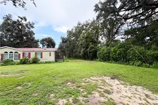 36910 Sunshine Rd, Zephyrhills, FL 33541 - Photo 4