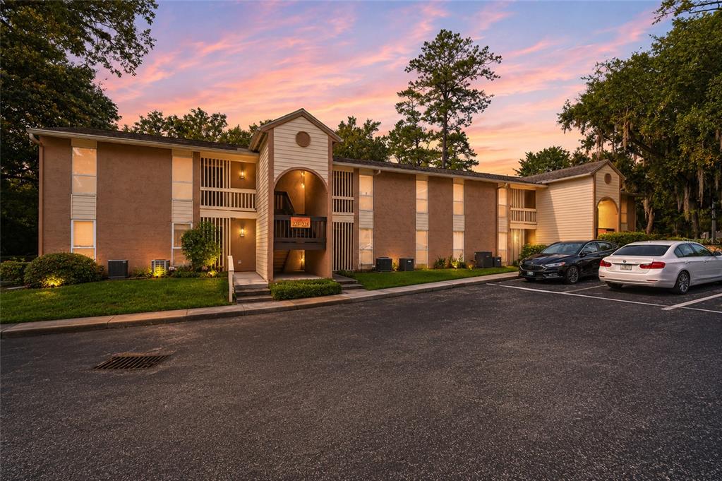 1810 NW 23rd Blvd #230A - 1810 NW 23rd Blvd #230A, Gainesville, FL 32605 Luxury Property | Jose Angel Pina