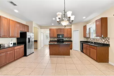 2803 Moonstone Bend, Kissimmee, FL 34758 - Photo 8