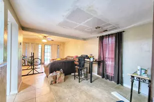 931 SW 57 Terrace, Gainesville, FL 32607 - Photo 4