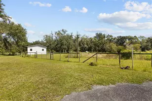 303 NE 290th Ave, Old Town, FL 32680 - Photo 48