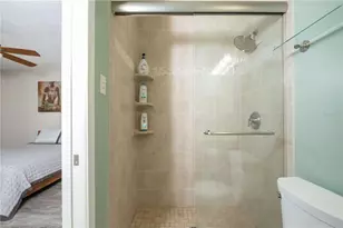 729 NW 34th St, Gainesville, FL 32607 - Photo 16
