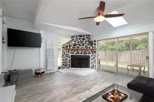 729 NW 34th St, Gainesville, FL 32607 - Photo 6