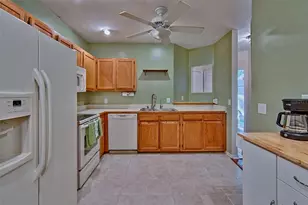 832 NW 42nd Terrace, Gainesville, FL 32605 - Photo 6