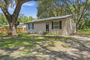 924 Maltas Ave, Interlachen, FL 32148 - Photo 2