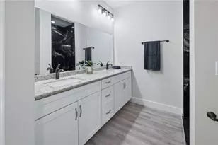 506 NE 4th St, Trenton, FL 32693 - Photo 18