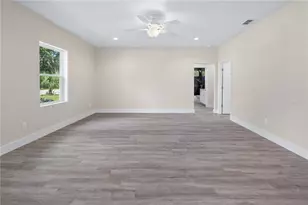 506 NE 4th St, Trenton, FL 32693 - Photo 12