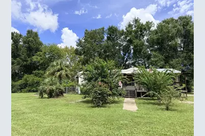 230 E Rodgers Boulevard, Chiefland, FL 32626 - Photo 1