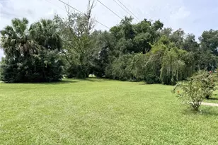 230 E Rodgers Blvd, Chiefland, FL 32626 - Photo 18