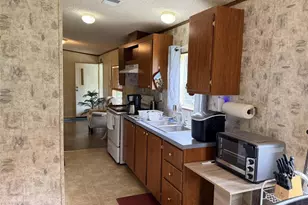 230 E Rodgers Blvd, Chiefland, FL 32626 - Photo 8