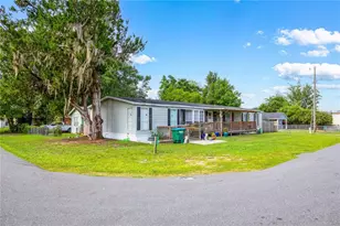 17242 Bradford Ave, Brooker, FL 32622 - Photo 6